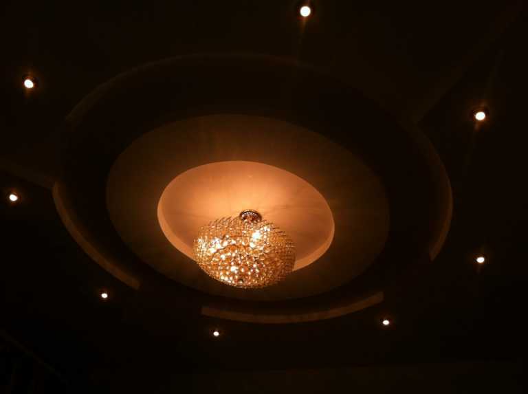 V.I.P Classic Moulding Pot Light Layout and Spacing