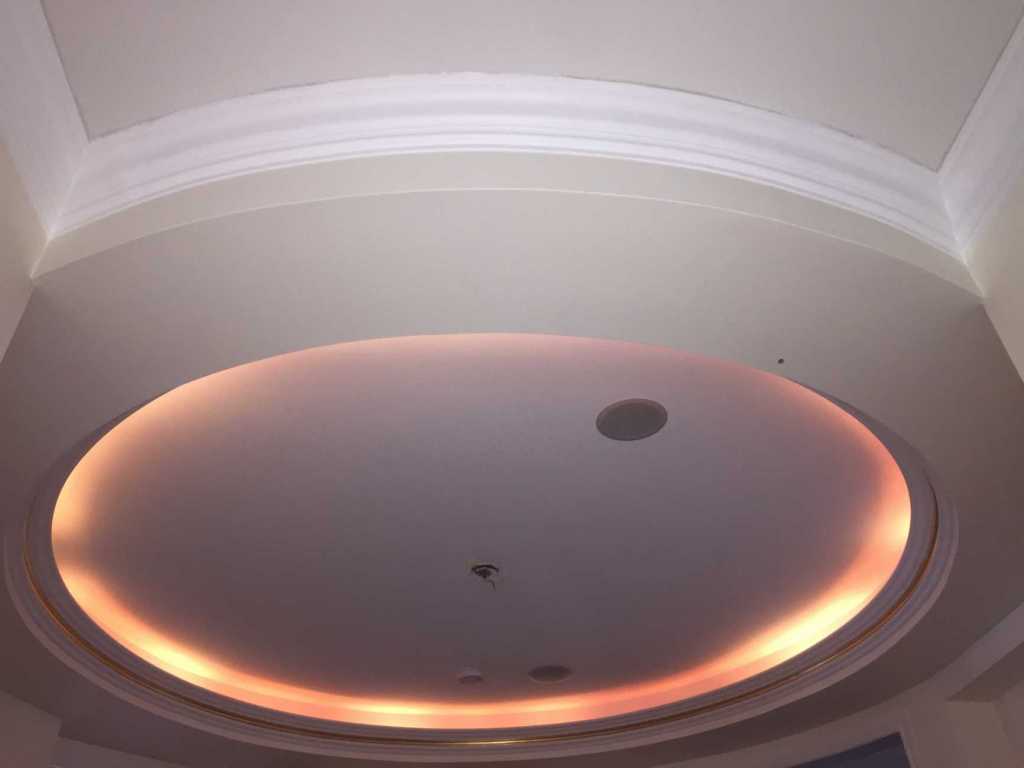 backlit ceiling moulding